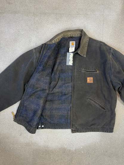 Rare 1990s Carhartt Detroit Jacket J97 PTL faded dark green / contrast collar (size XL) (size X-Large regular)