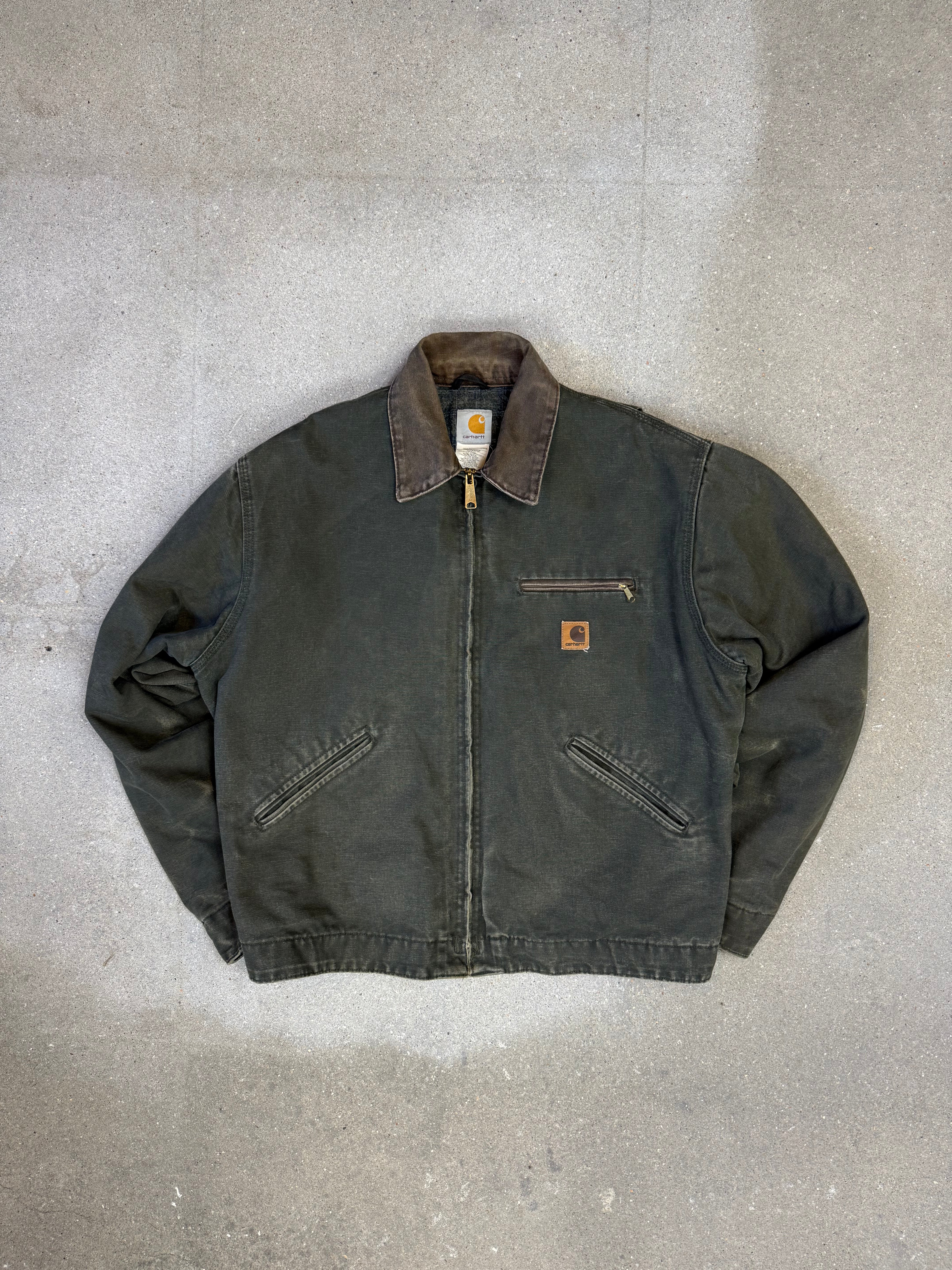 1990s Carhartt Detroit Jacket J97 MOS 'Made in USA' faded green / brown contrast collar (size L) (size Large regular)