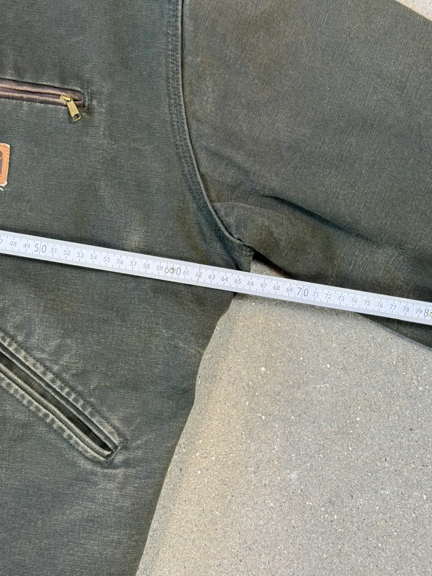 1990s Carhartt Detroit Jacket J97 MOS 'Made in USA' faded green / brown contrast collar (size L) (size Large regular)