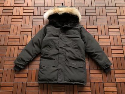   PARKA - BLACK