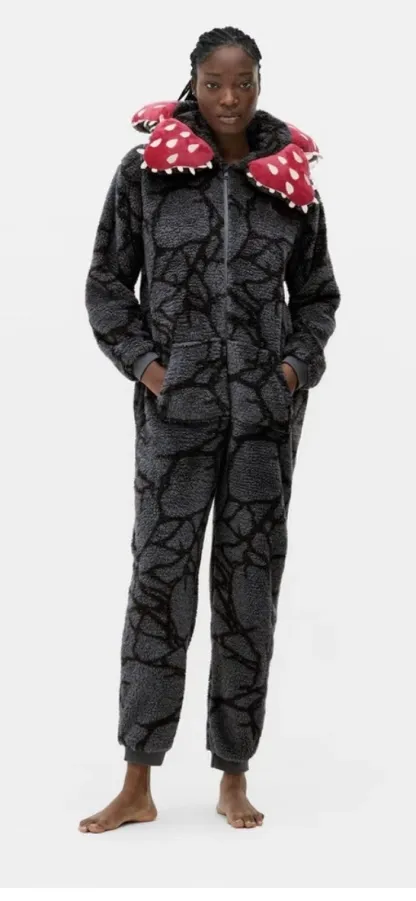 Demogorgan Adult Jumpsuit Zip Up Stranger Things x Primark SMALL New