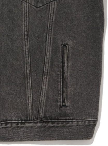  Levi's Basic Denim Jacket