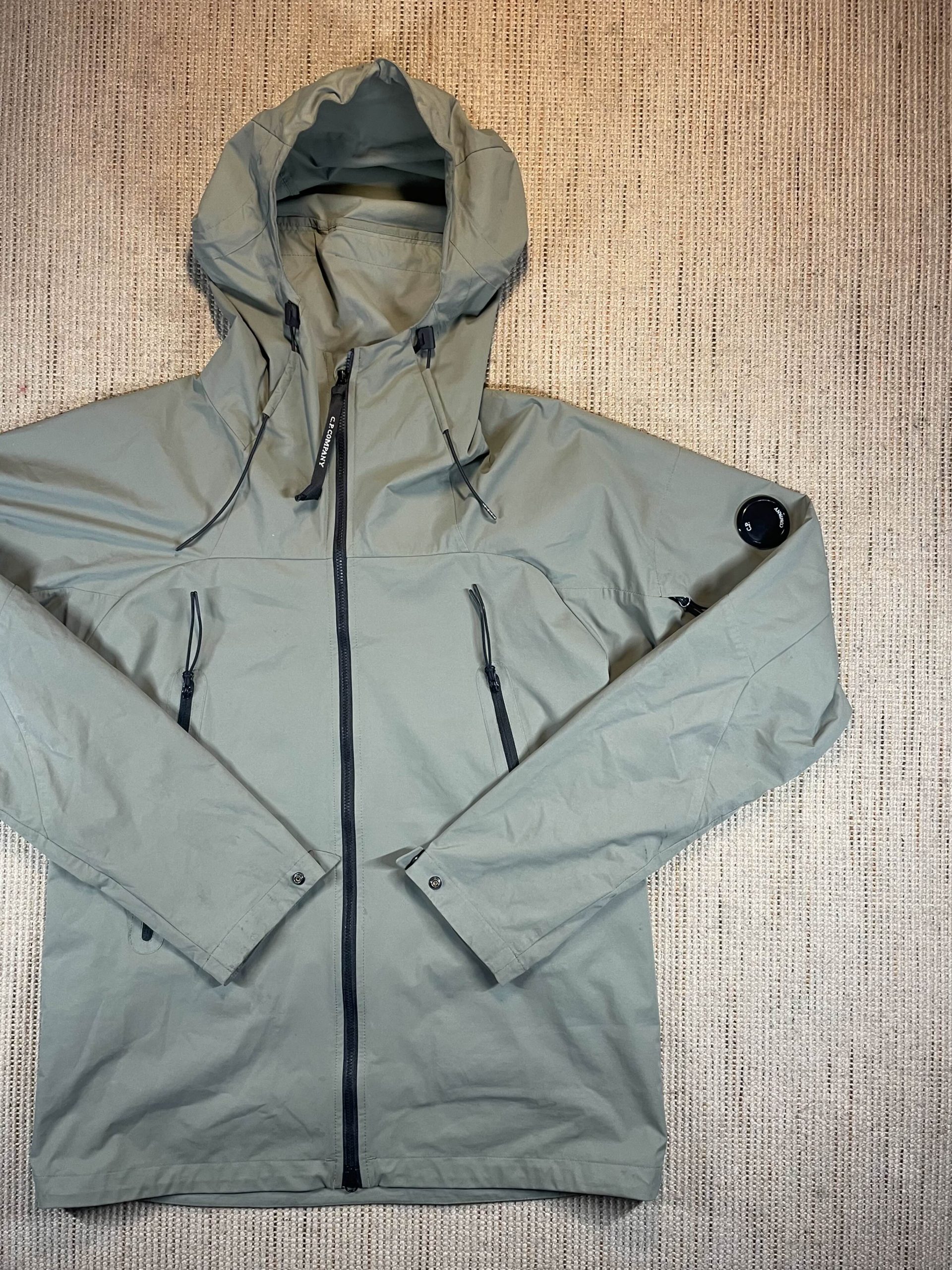 cortavientos impermeable cp company