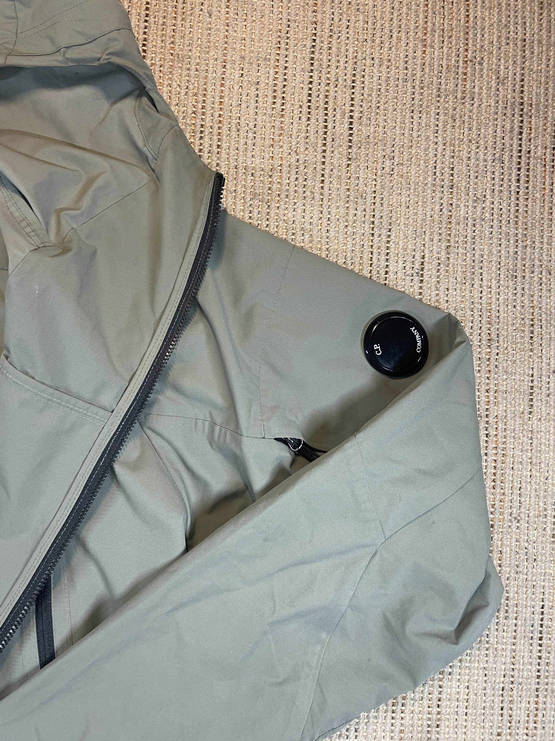 cortavientos impermeable cp company