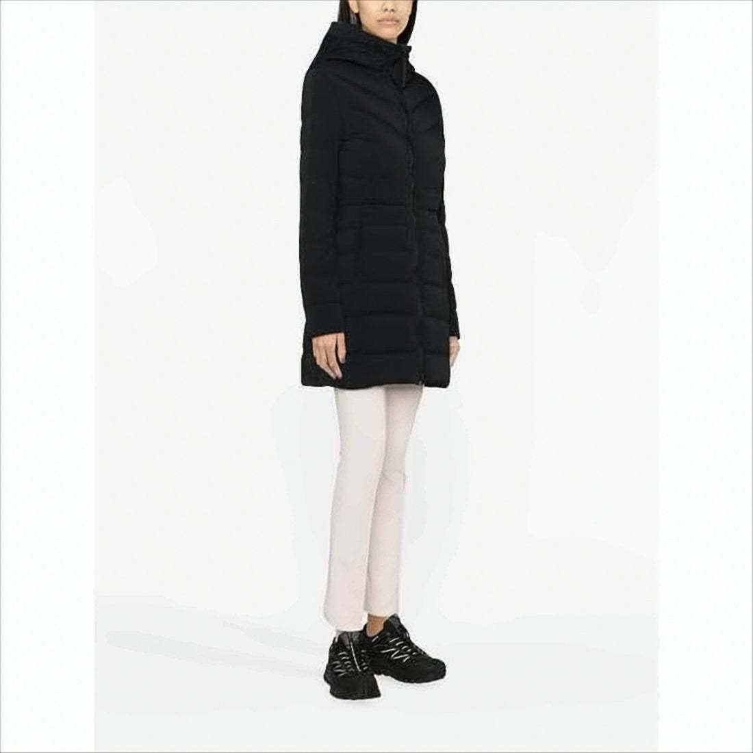 Mid-Thigh Length Horizontal Quilted Canada Goose Padded Coat