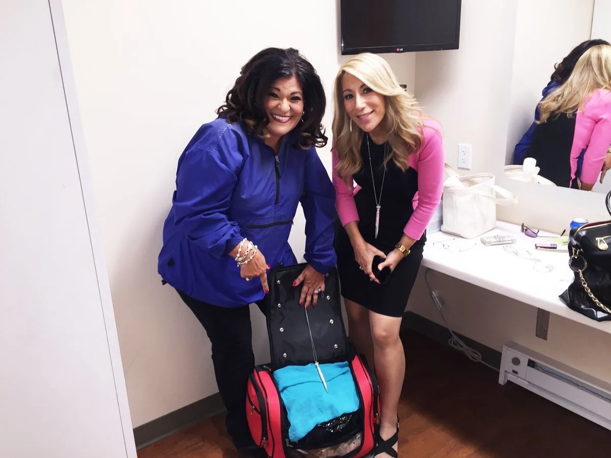 Soon to be sold out!!💝Buy 2 Get 2 Free💝✨Weekender Travel Bag with Set of 2 Snap-In Toiletry Case