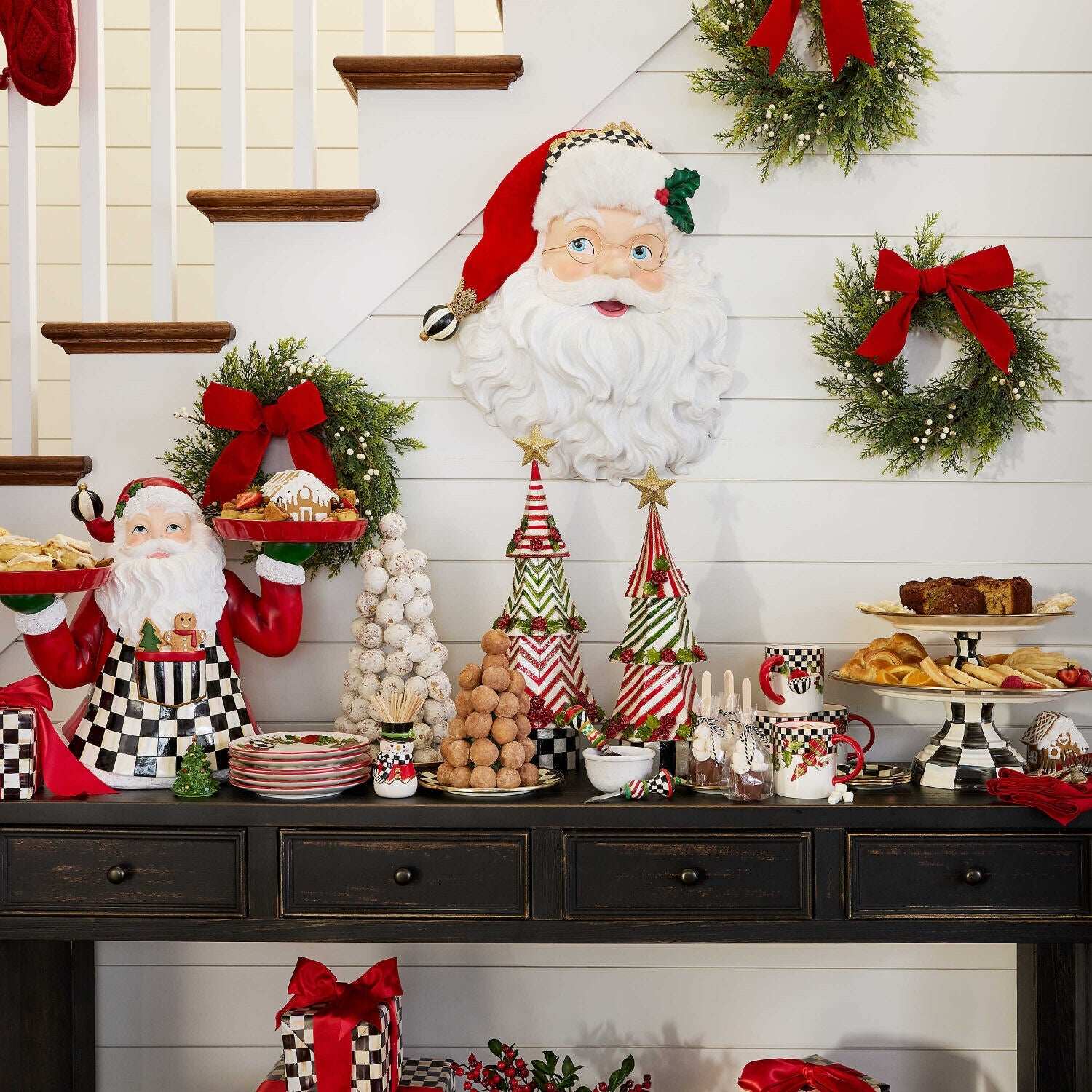 Courtly Check Pedestal Platter - Large