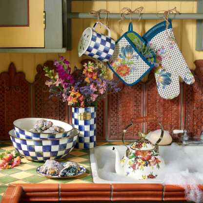 Flower Market 3 Qt. Tea Kettle with Bird