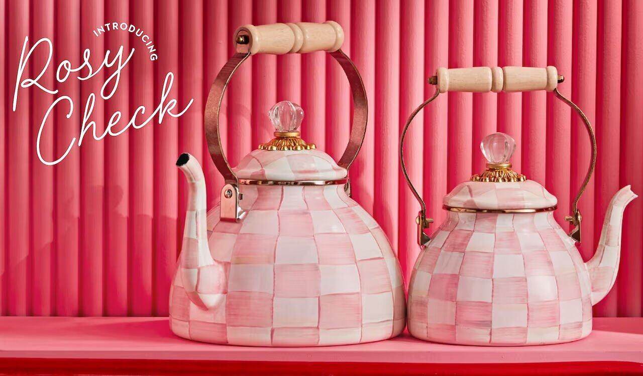 New Rosy Check Enamel Tea Kettle 1,89L