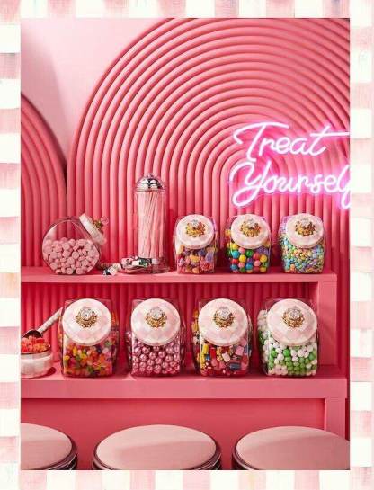 New Rosy Check Enamel Tea Kettle 1,89L