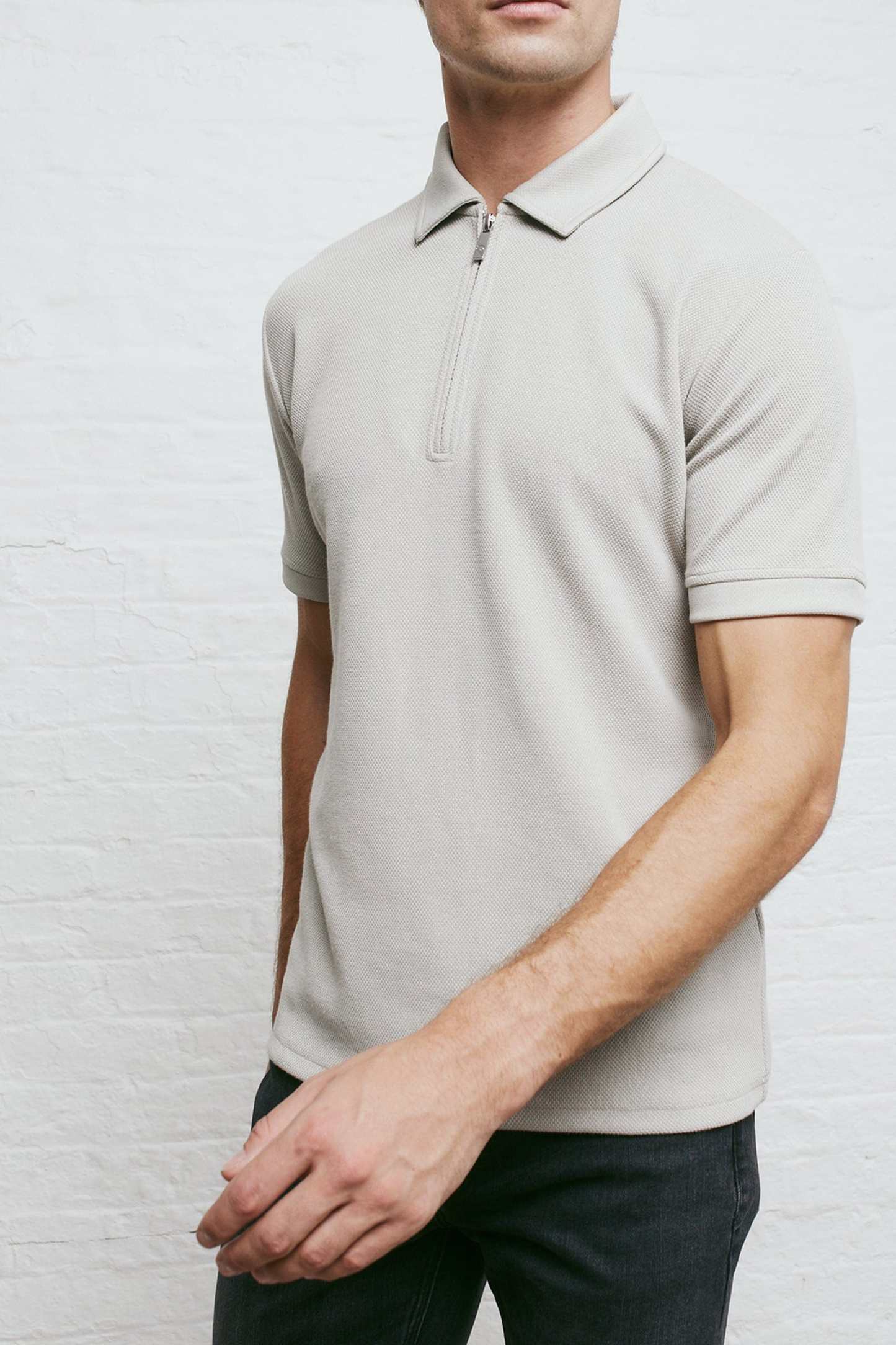 TEXTURED POLO SHIRT - PALE GREY