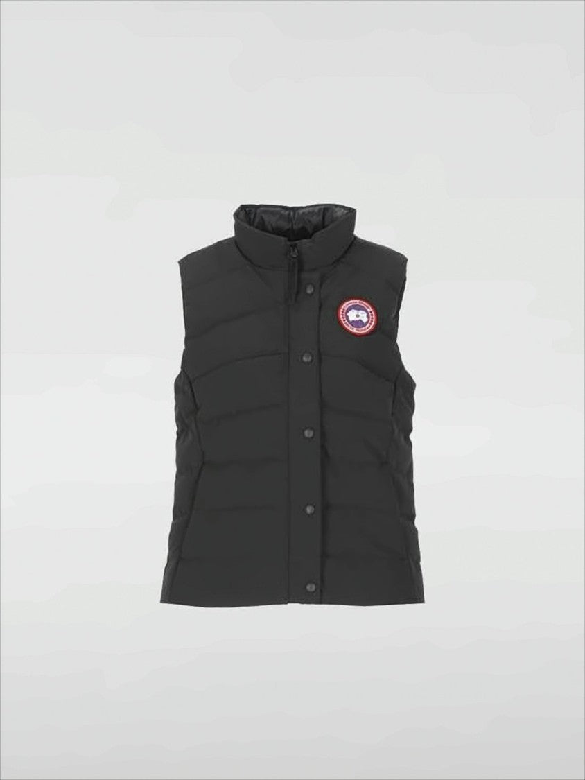 Quilted Black Vest With High Collar And Snap-Button Closure