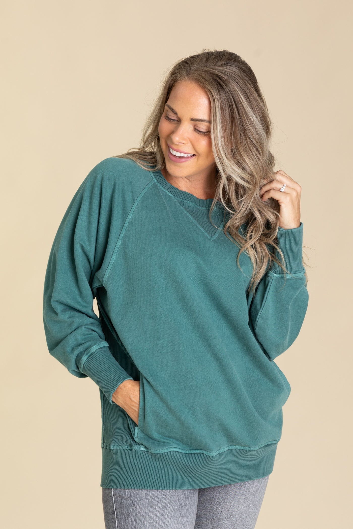 💝FINAL PROMO💝12 Pairs for $25.89!🔥Pigment Dyed Sweatshirt With Pockets