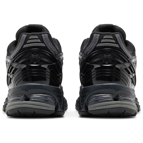 NTHTew BaTHTlance 1906R 'Black Phantom'