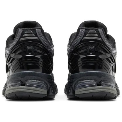 NTHTew BaTHTlance 1906R 'Black Phantom'