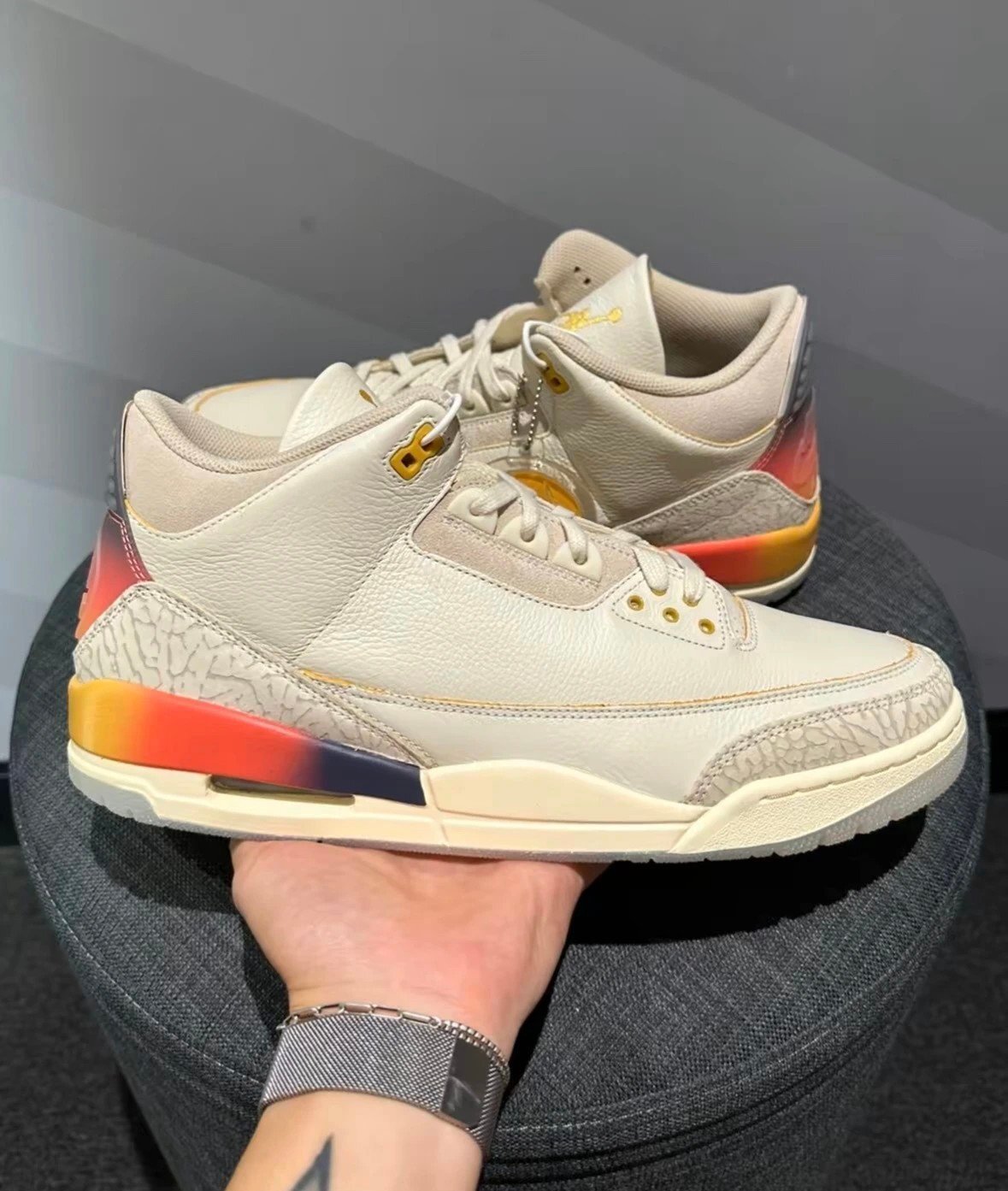 NAJ 3 Retro SP J Balvin Medell��n Sunset