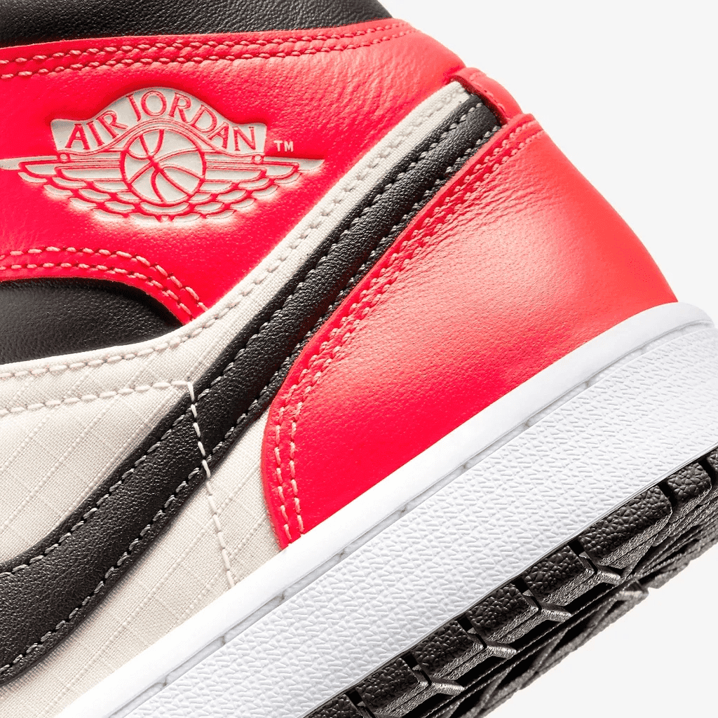 NAJ 1 Mid Newsprint (W)