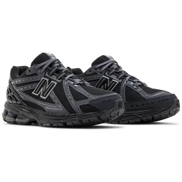 NTHTew BaTHTlance 1906R 'Black Phantom'