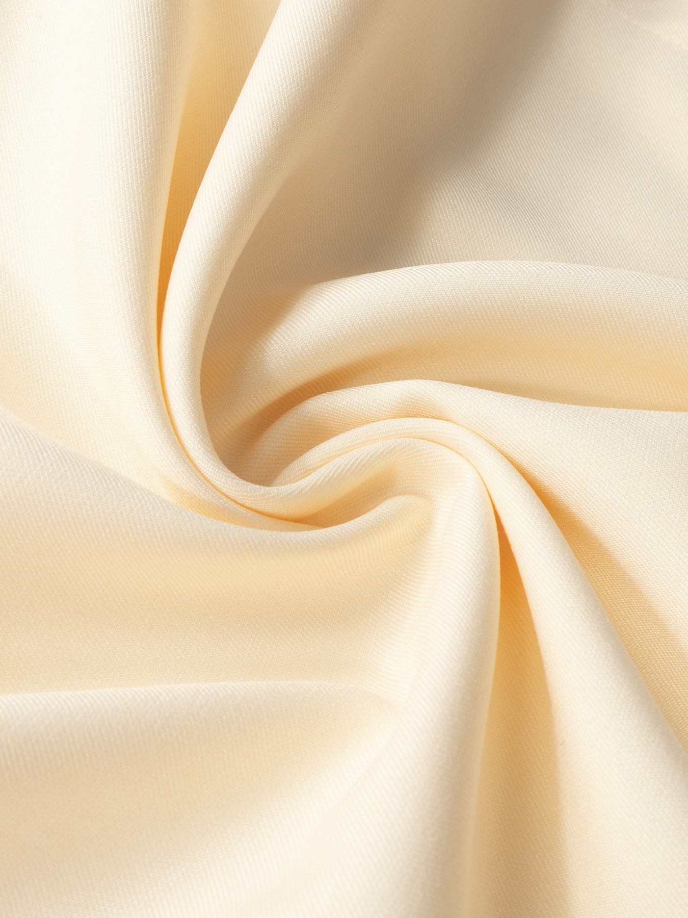 Caramel-colored twisted body shirt, beige-white high-waisted half-skirt button-down suit