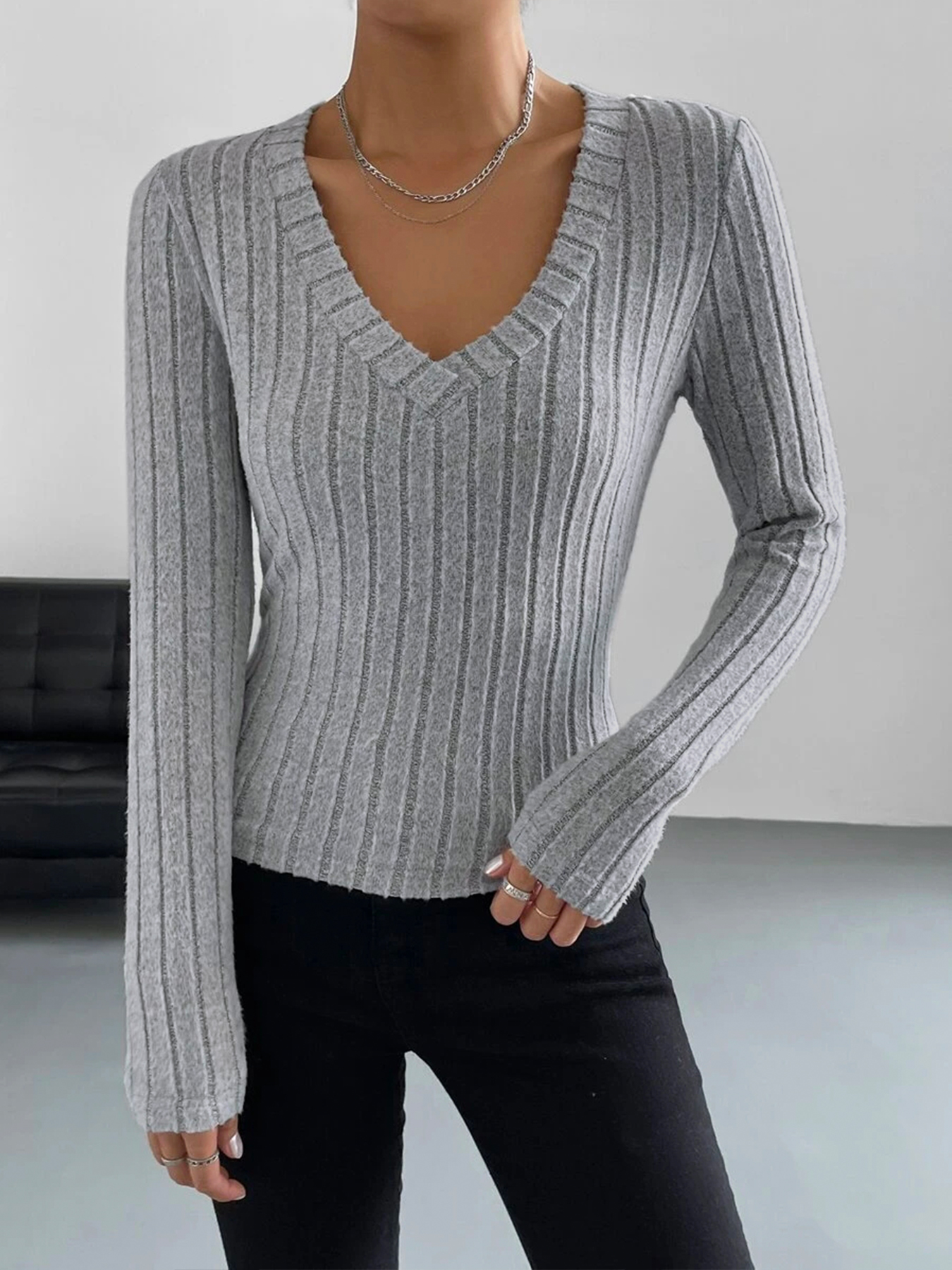 Suéter de manga larga con cuello en V y ribete gris para mujeres-Aegean-sea