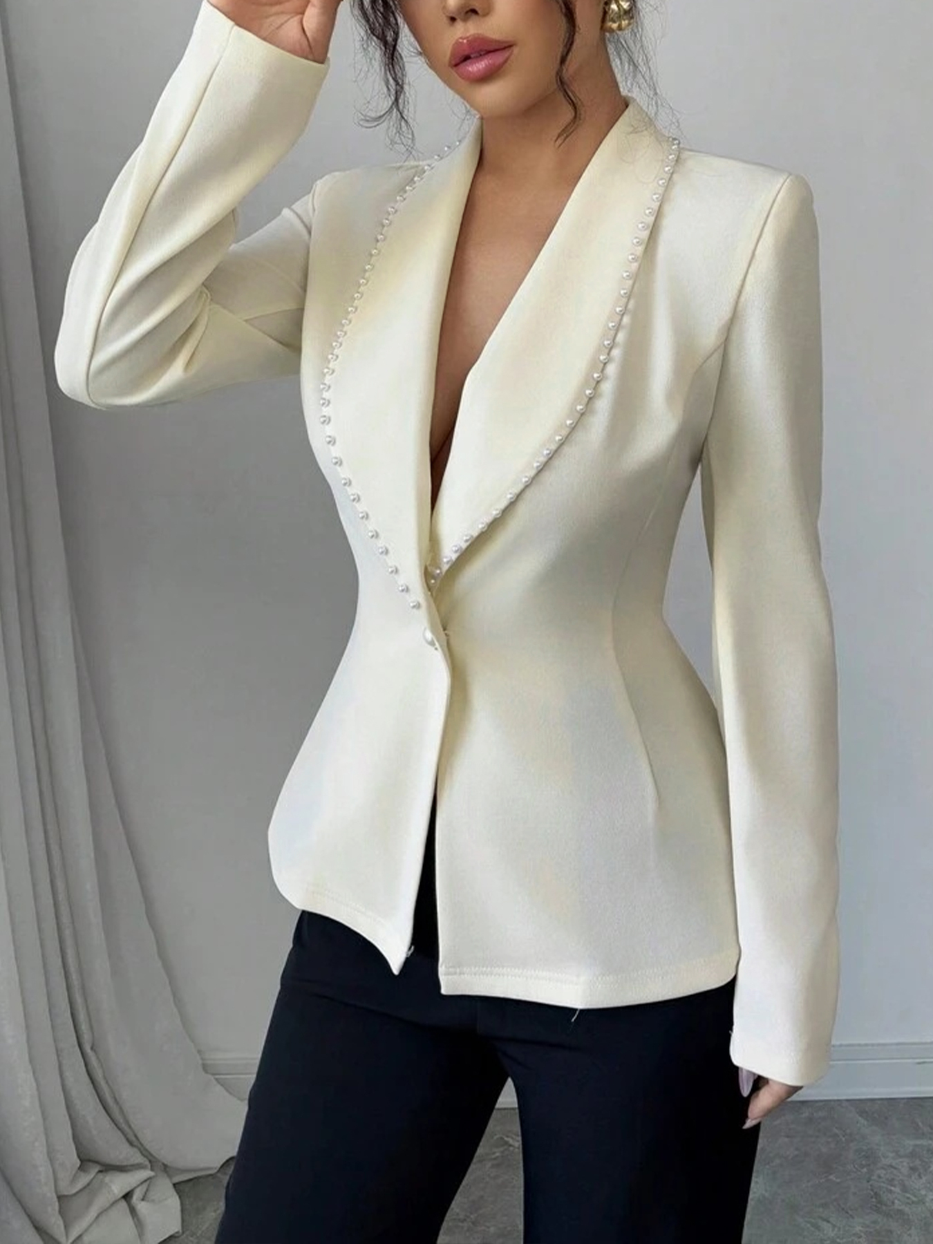 Elegant Cream Fitted Blazer with Pearl-Trimmed Lapel & Slim Waist-Aegean-sea