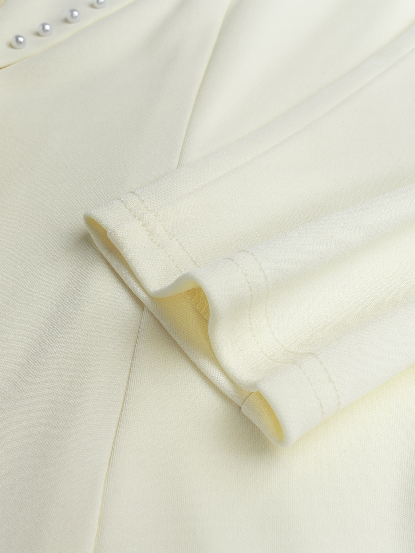 Elegant Cream Fitted Blazer with Pearl-Trimmed Lapel & Slim Waist-Aegean-sea