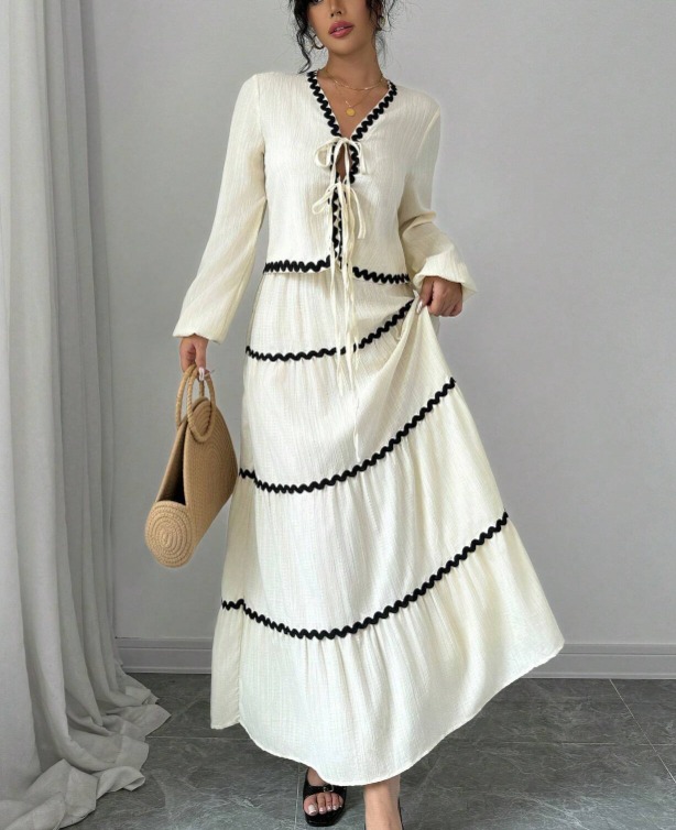 Beige-white contrasting lace two-piece dress Strapped cardigan + layered cake skirt