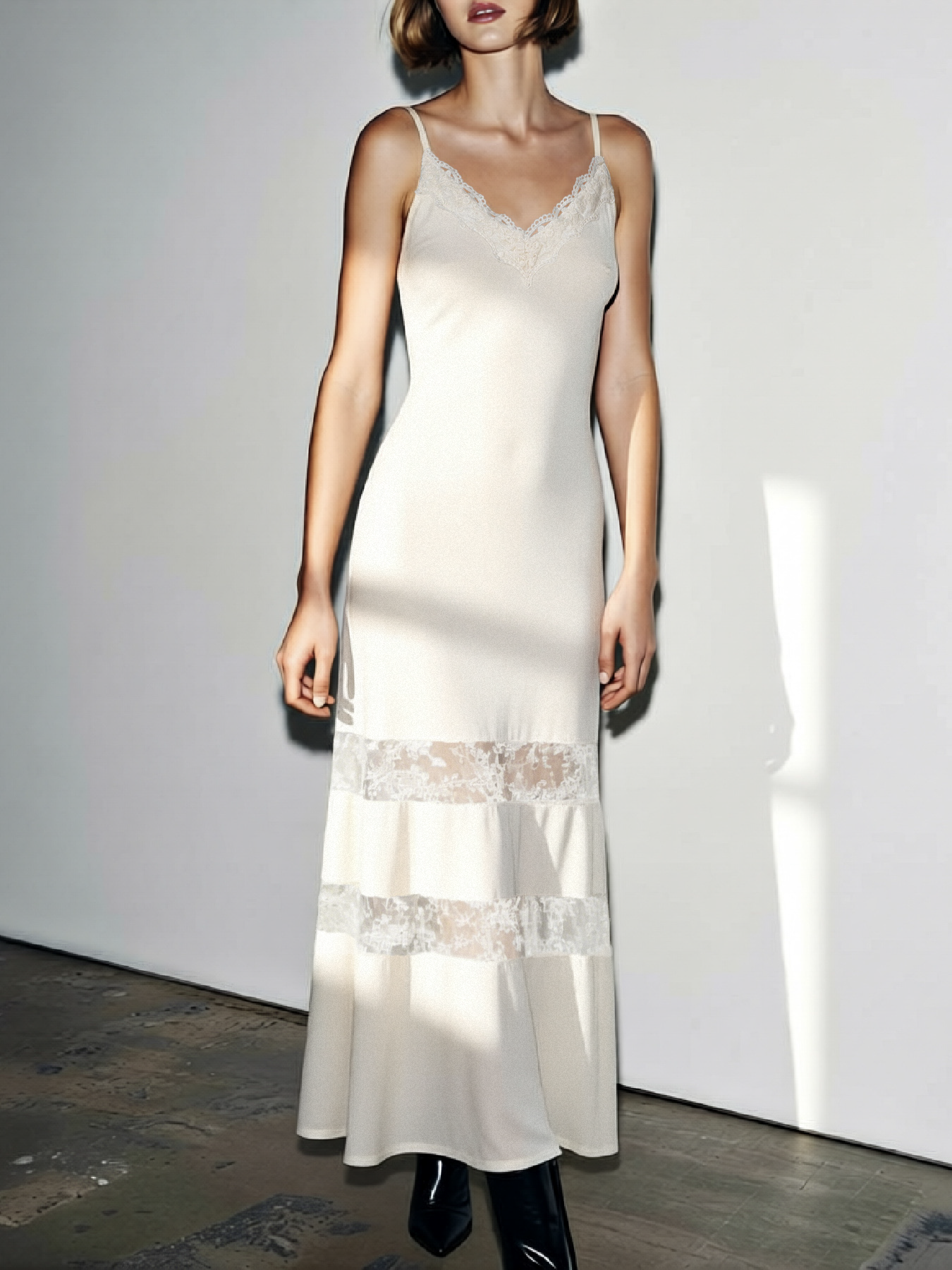 White lace spliced strap long skirt for women Loose, drop-fitting holiday wind dress