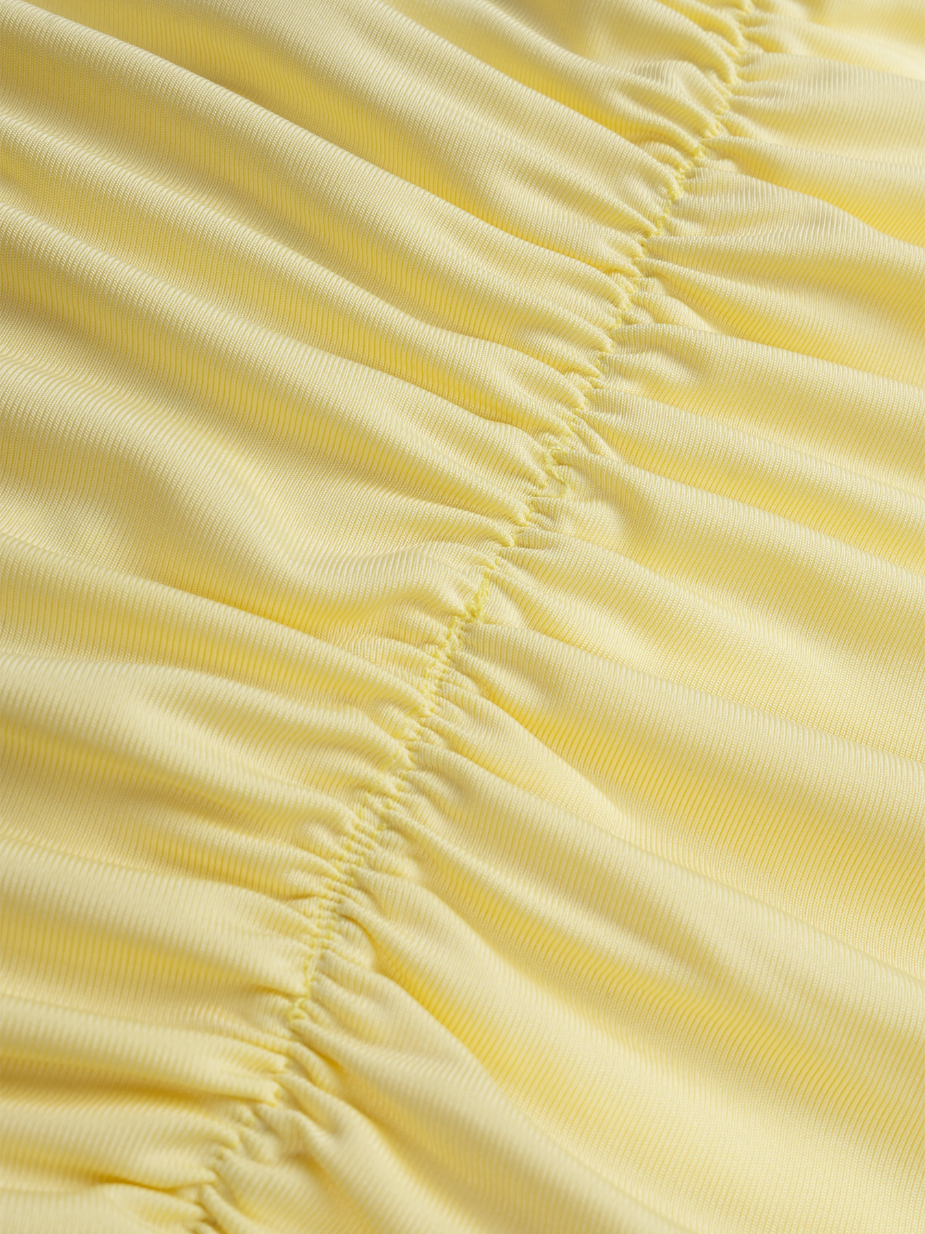 Woman's Light Yellow Off-Shoulder Lace Mermaid Dress