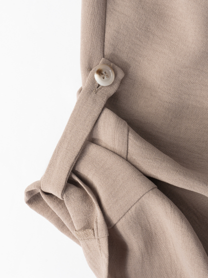 Khaki V-neck cotton hemp suit for women Loose bat-sleeved top wide-legged pants