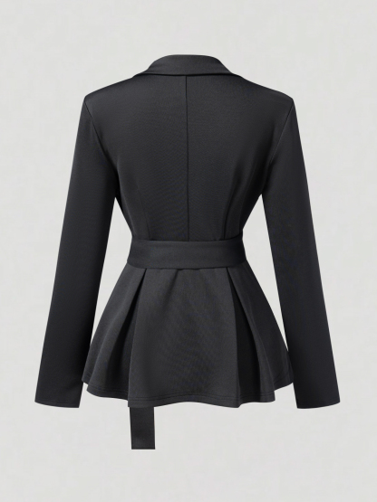 Blazer Peplum de mujer negro con doble escote y cinturón con abertura trasera-Aegean-sea