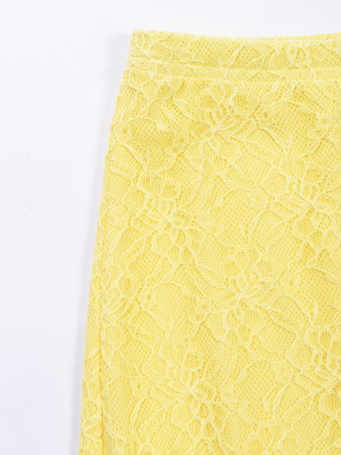 Woman's Light Yellow Lace Cami Top & Sheer Lace High-Waist Maxi Skirt Set