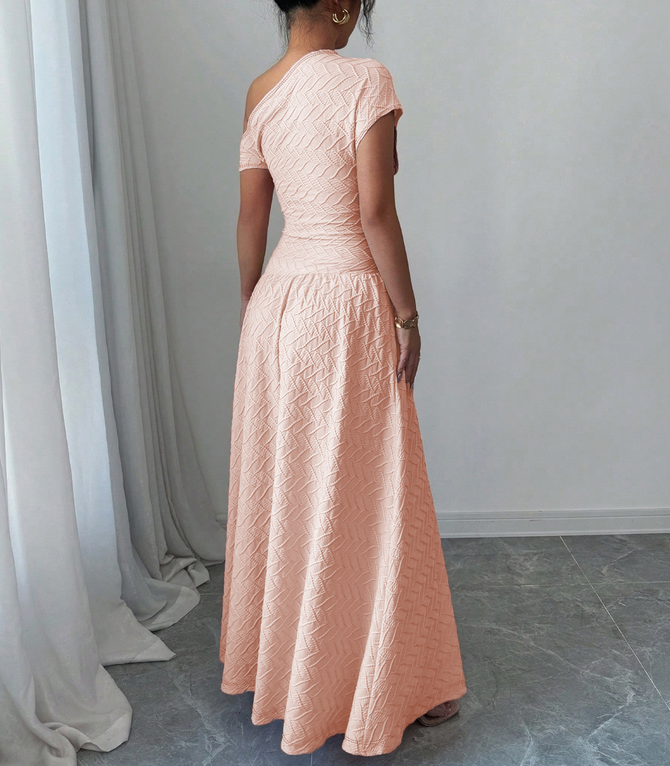Pink slant-shouldered pressed women‘s dress Slim-waisted full-length skirt Date party vibe elegant holiday dress