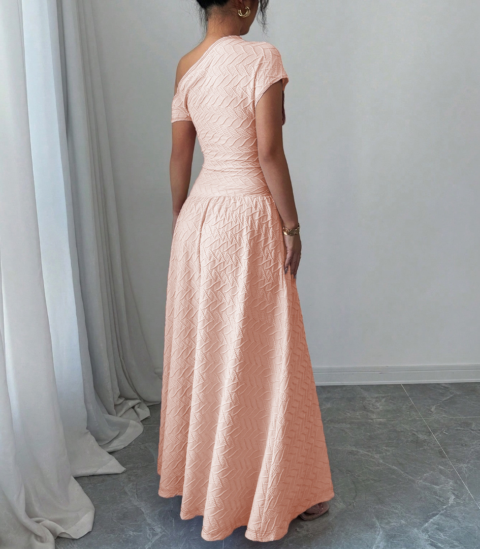 Pink slant-shouldered pressed women‘s dress Slim-waisted full-length skirt Date party vibe elegant holiday dress