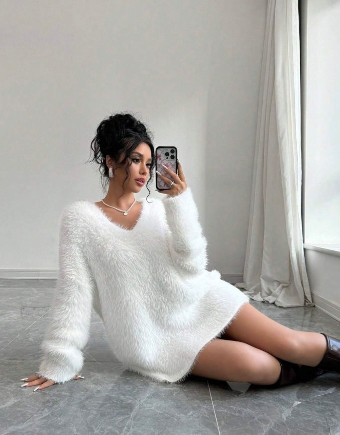 White Fleece Shoulder-Out Dress Long-Sleeve Short Skirt