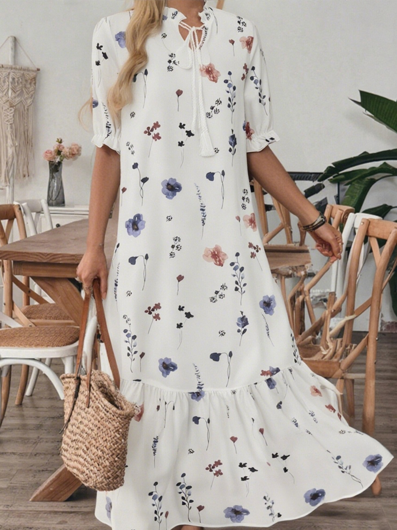 Women's Boho Floral Print Maxi Dress - Tie Neck Ruffle Sleeve Tiered Dress