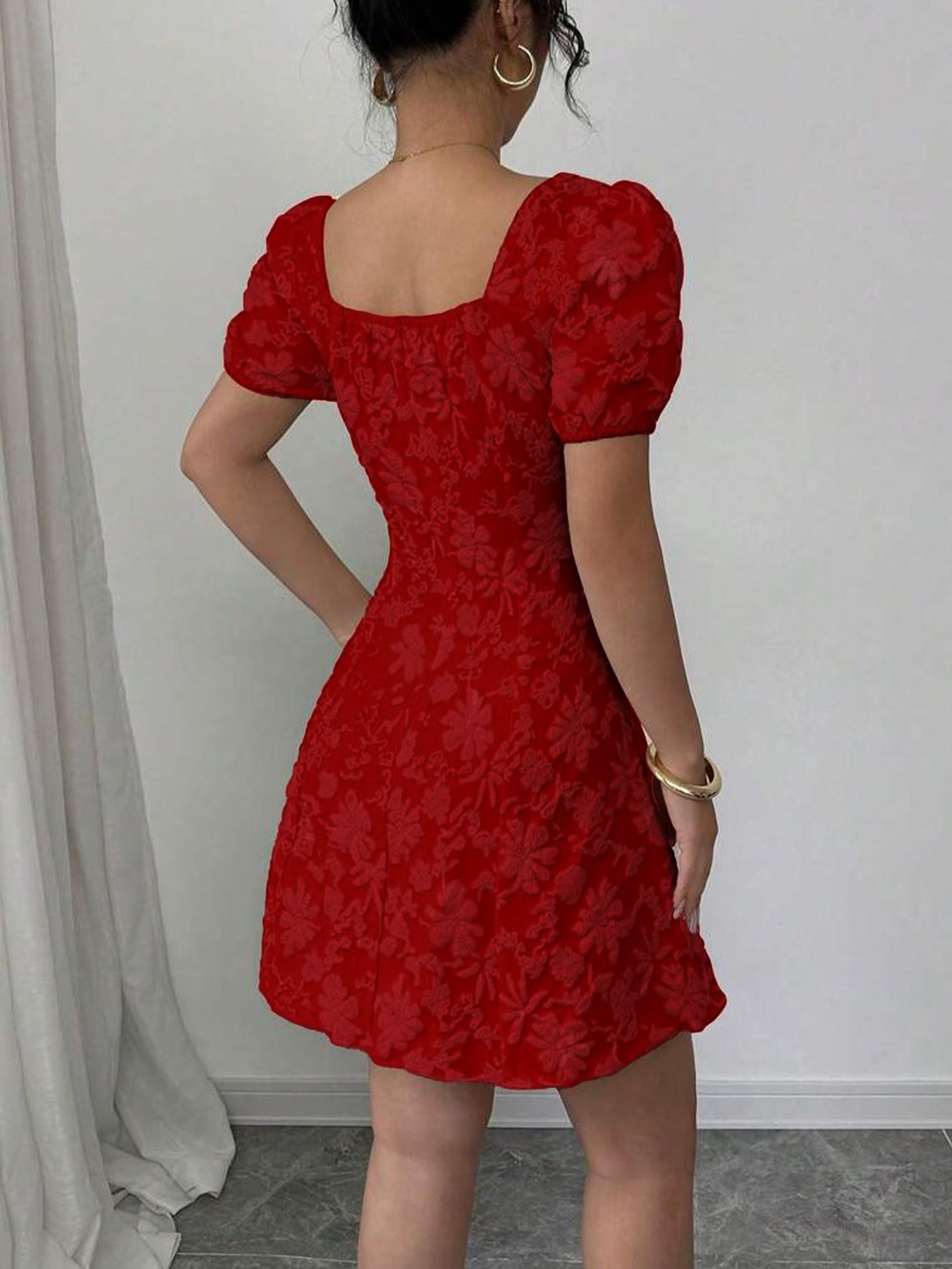 Red square neck floral print puff sleeve dress