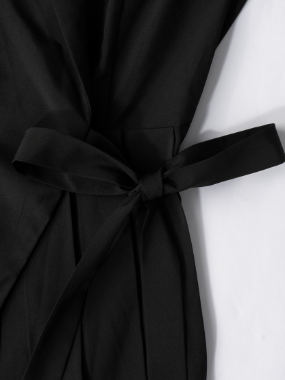 Blazer de mujer negro Cuello Vestido mini envolvente con autocinta en la cintura-Aegean-sea