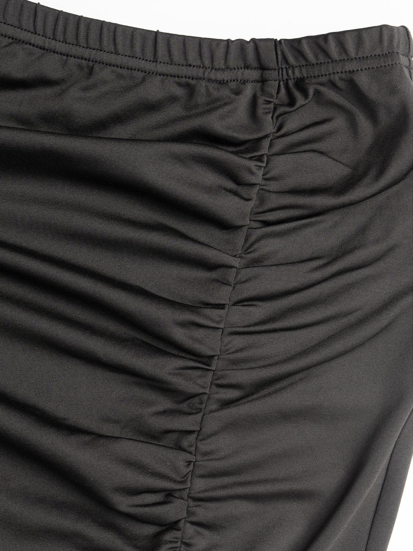 Set de dos piezas Blusa envolvente con estampado abstracto blanco y negro y minifalda de sirena arremolinada-Aegean-sea