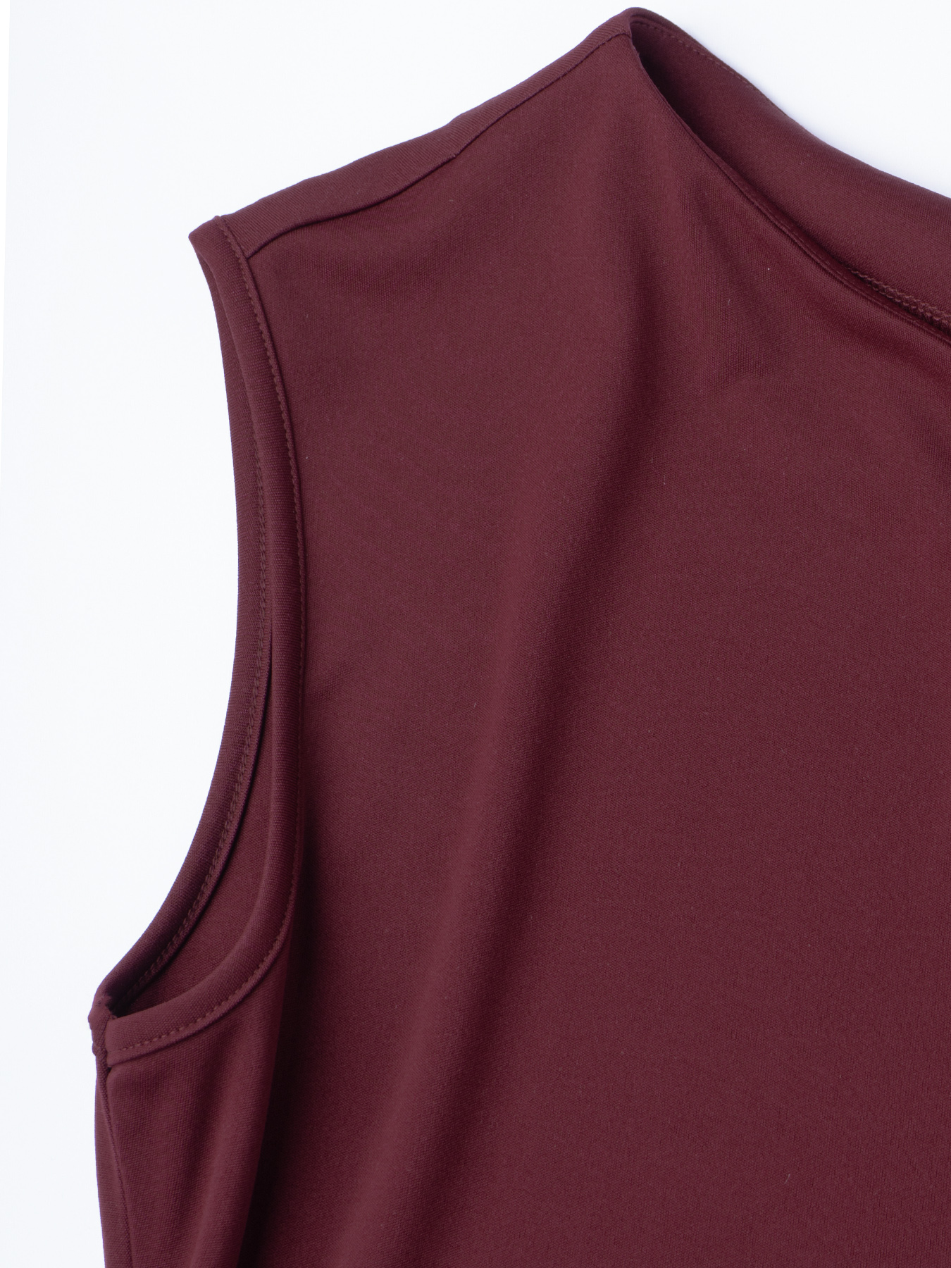 Wine-red slant-shouldered, wide-waisted long skirt, banquet-style body-fitting dress