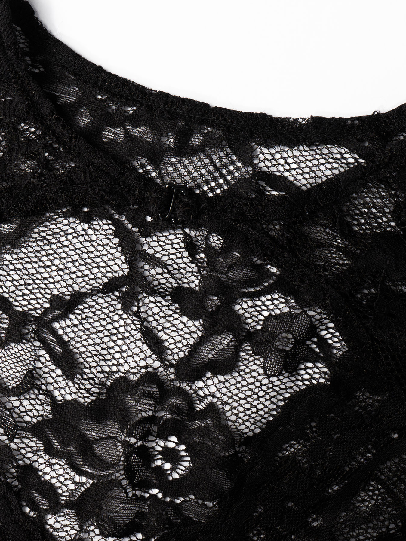 Woman's Black Lace Chest Cutout Cropped Top | Sexy Deep V Fitted Long-Sleeve Hot Girl Inner Wear-Aegean-sea