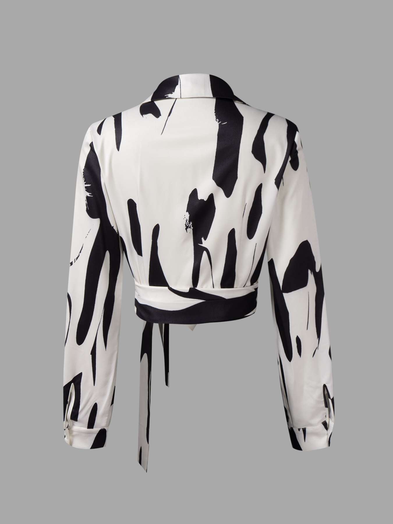 Set de dos piezas Blusa envolvente con estampado abstracto blanco y negro y minifalda de sirena arremolinada-Aegean-sea