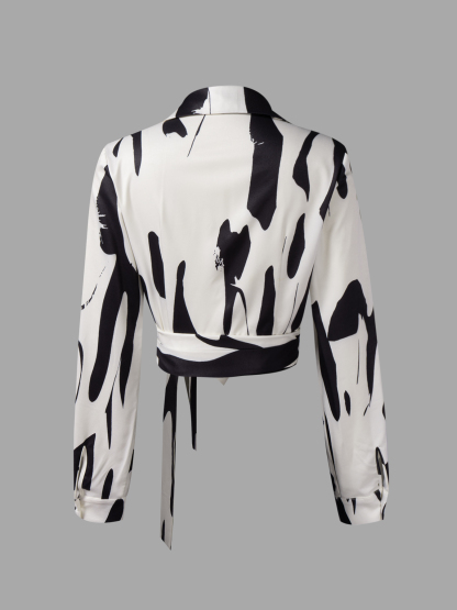 Set de dos piezas Blusa envolvente con estampado abstracto blanco y negro y minifalda de sirena arremolinada-Aegean-sea