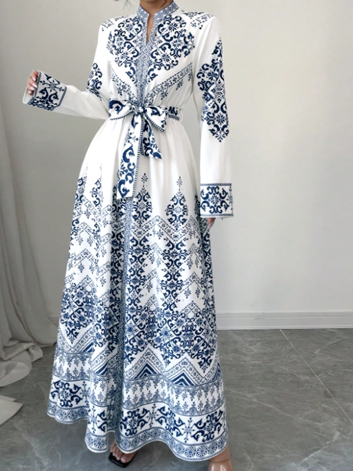Tsinghua porcelain positioned floral print dress Standing collar with waist tie Long skirt with wide hem