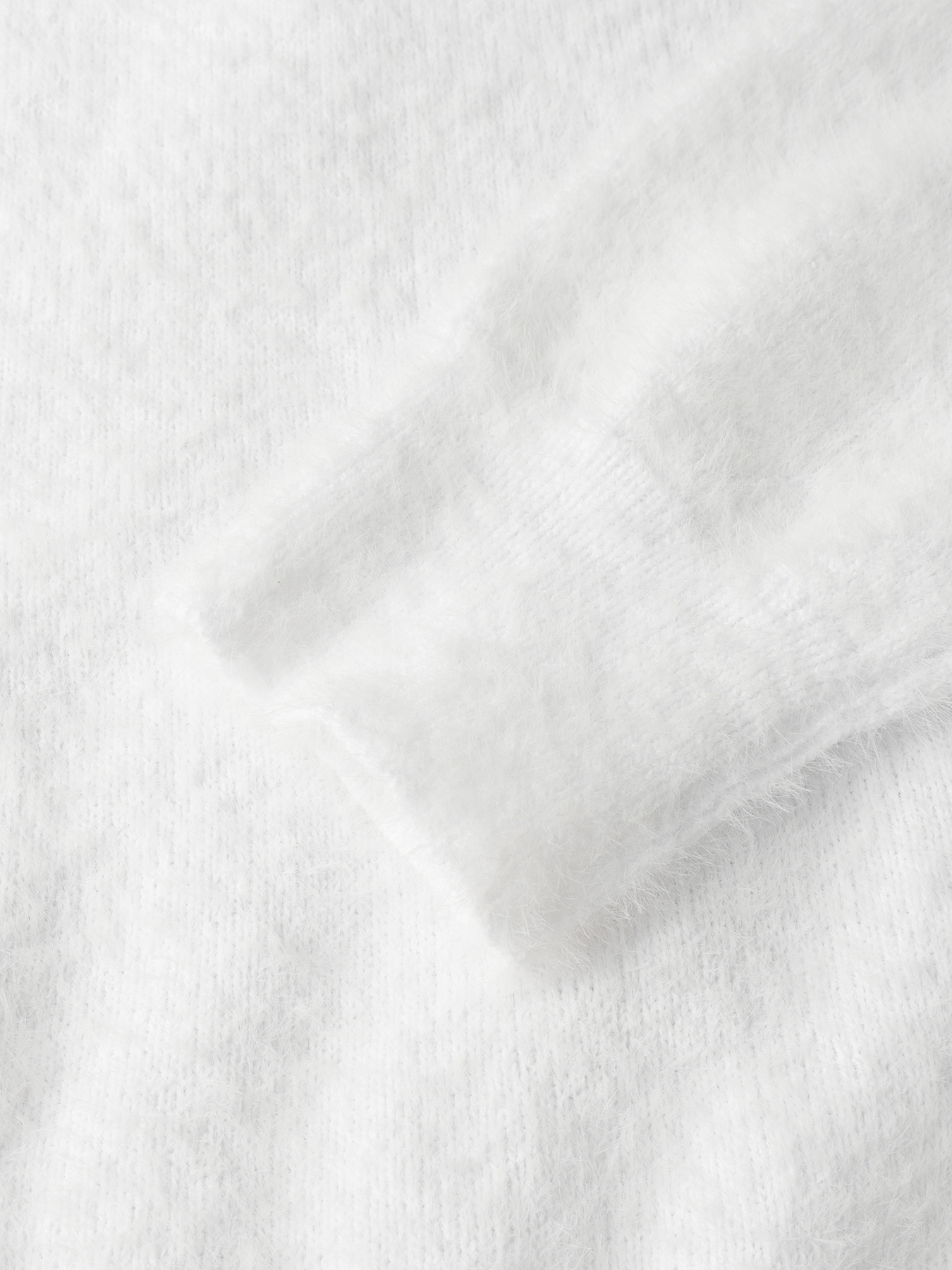 Women's White Fuzzy Crew Neck Long Sleeve Slim Fit Sweater