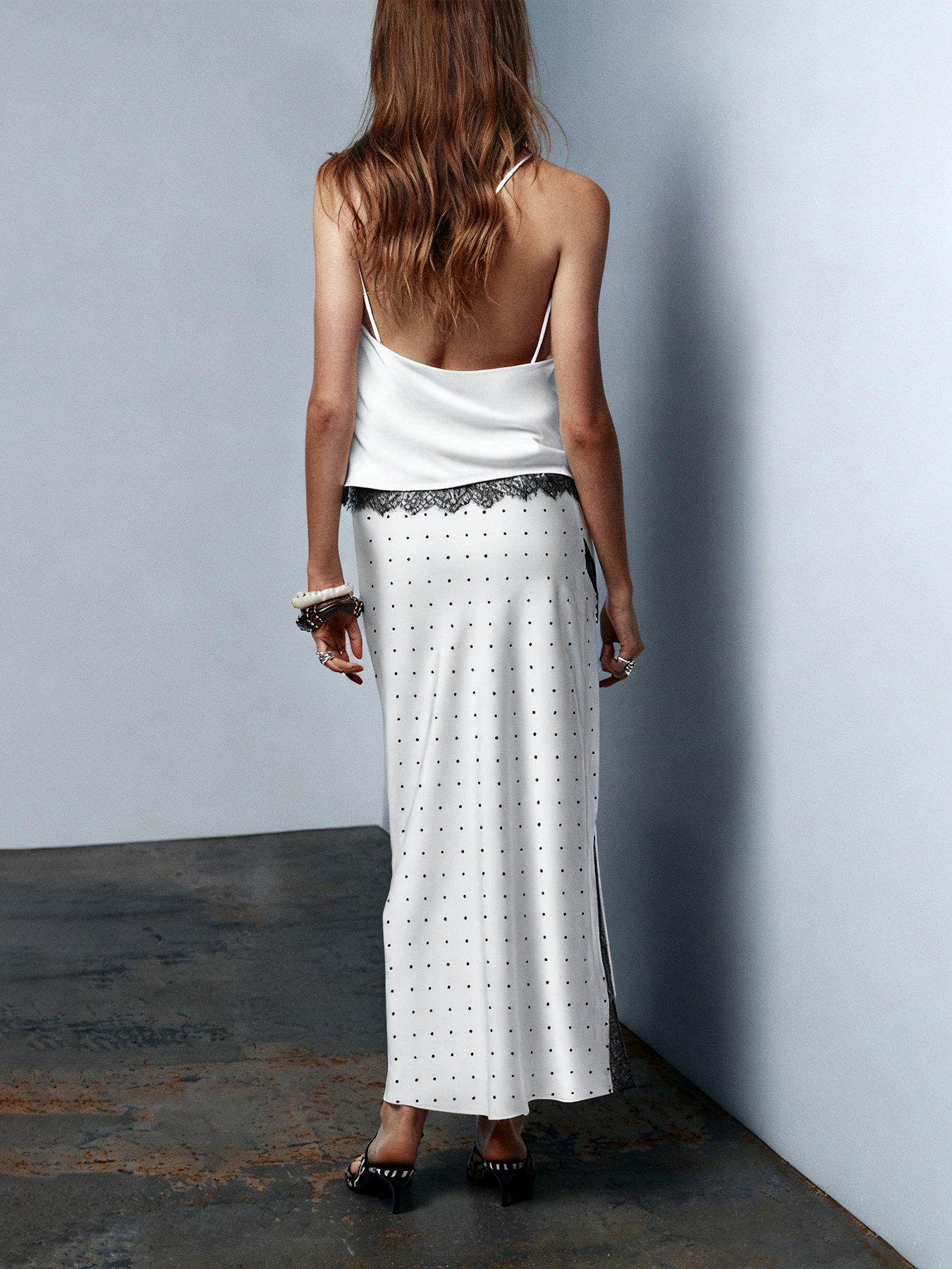 2026 Spring/Summer New Arrival: Elegant Commuter-Style Midi Skirt with Lace Trim and Color-Blocking Satin Lace