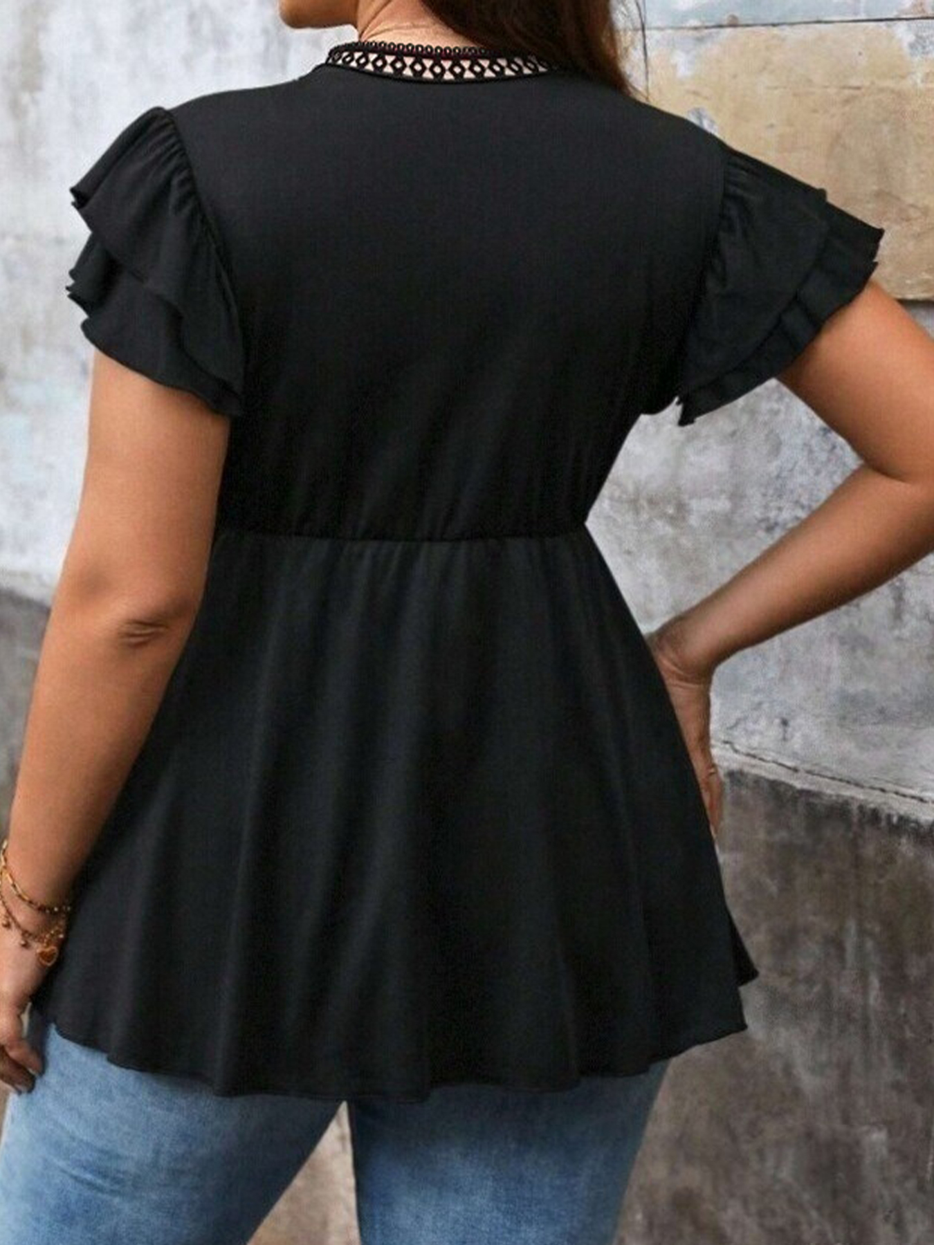 Woman's Black Deep V-Neck Lace Trim Ruffle Short Sleeve Peplum Top-Aegean-sea