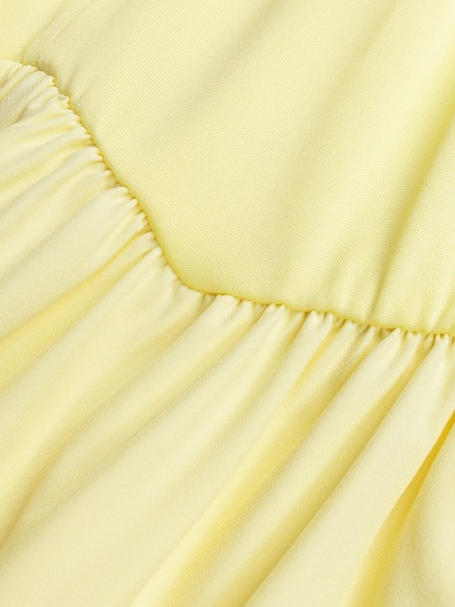 Yellow single-shoulder butterfly-tied dress Long-sleeved, waist-length, wide-waisted dress