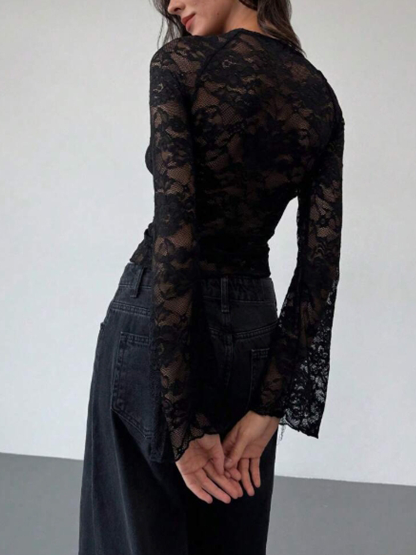 Woman's Black Lace Chest Cutout Cropped Top | Sexy Deep V Fitted Long-Sleeve Hot Girl Inner Wear-Aegean-sea