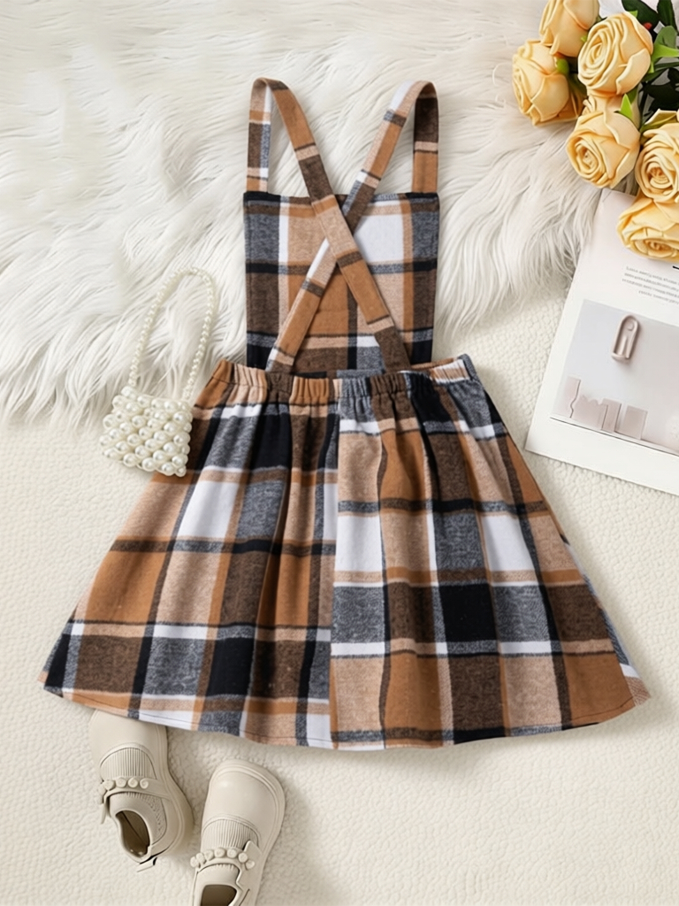 Women‘s plaid shoulder straps A-short skirt
